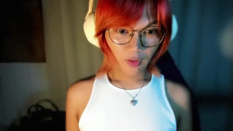 Momo online show from March 9, 5:00 am