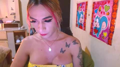 monicalimite123 online show from March 3, 6:59 pm