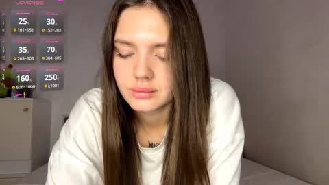 Fleyva online show from October 25, 5:02 am