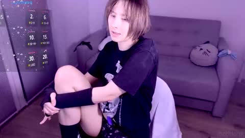 mothkink Moth  -  online show from February 18, 7:32 pm