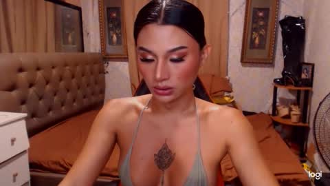 Snapshot of msasianbigcockts chatting on October 16, 1:44 pm Thea online show from October 16, 1:44 pm