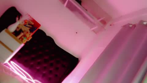 mscherry_ online show from January 17, 12:18 am