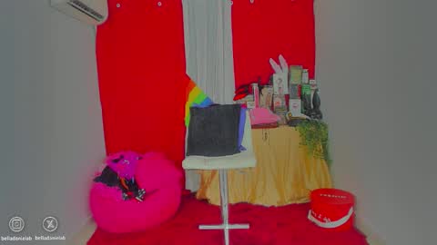   IG belladanielab online show from March 9, 4:33 pm