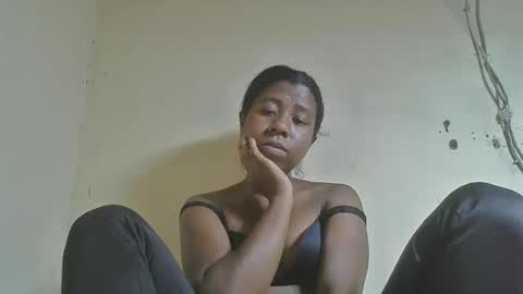 nadiasando online show from December 13, 7:53 pm