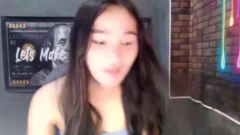 nadiestar online show from June 3, 1:29 am