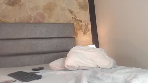 nahiara heidy online show from December 4, 2:20 pm