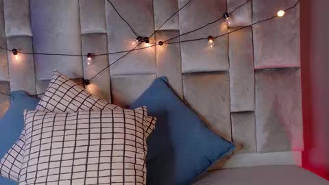  VICTORIA  online show from March 3, 7:54 pm