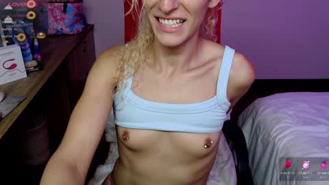 Nanki Teresa online show from December 17, 10:23 am