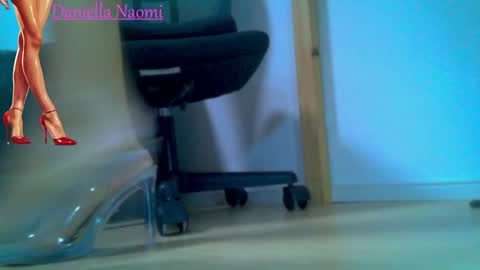 Daniella Naomi online show from December 15, 10:07 am