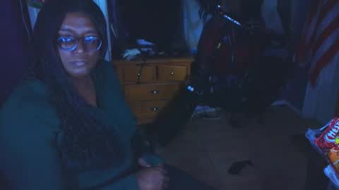 Naomi online show from March 3, 4:41 am