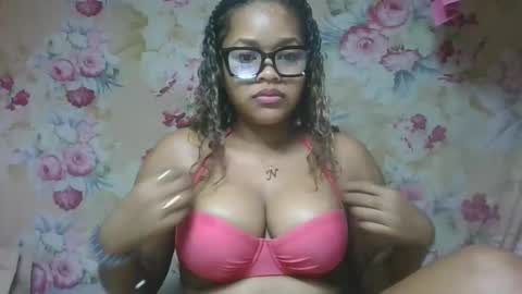 natachazz online show from May 18, 6:08 am