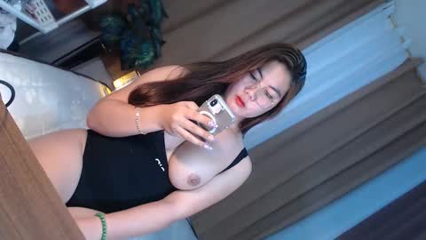 Queen Marga online show from January 15, 1:59 am