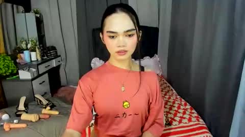 emma online show from June 4, 6:44 pm