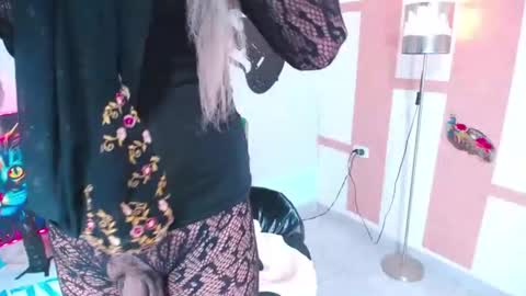 Miabarbarita online show from April 25, 6:50 am