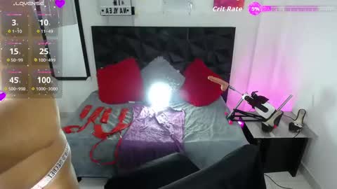 nayleah online show from September 9, 2:32 am