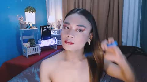 hottie nicole online show from December 3, 12:55 pm