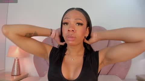 NICOLE online show from December 31, 1:08 pm