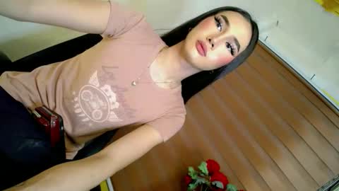 night_crystal1111 online show from May 20, 10:54 am