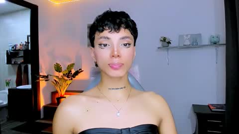 Nilam online show from October 18, 10:13 pm