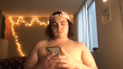 nipplelessalien online show from October 31, 9:56 pm