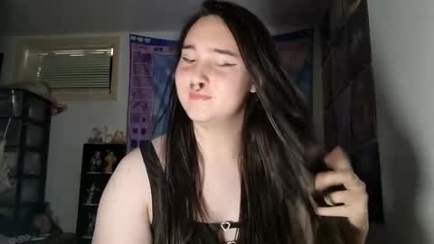 nonbinarybeauty20 online show from February 20, 9:42 pm