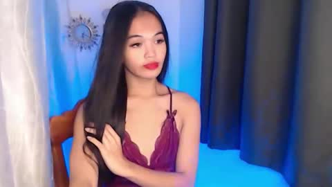 ITS ME NYXIEE online show from November 5, 6:24 am