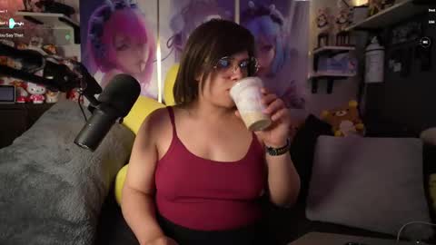 Snapshot of nyxraven chatting on February 23, 2:07 am NyxRaven online show from February 23, 2:07 am