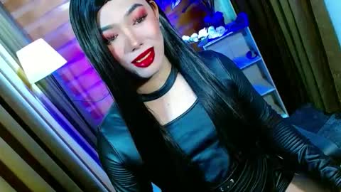 Miss OLIVIA online show from April 25, 9:24 am