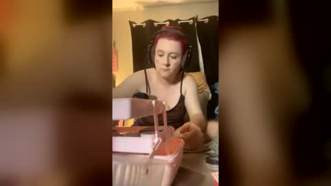 Onyx online show from June 24, 1:03 am