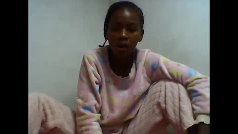oooorazanasoa online show from May 27, 5:26 am