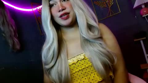 anura online show from November 25, 1:07 am