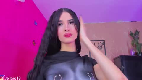 Snapshot of osiris_doll chatting on October 20, 7:50 pm vella online show from October 20, 7:50 pm