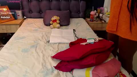 Peiton  online show from February 27, 8:31 pm