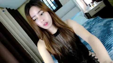 Sweet Gwen online show from April 9, 6:19 am