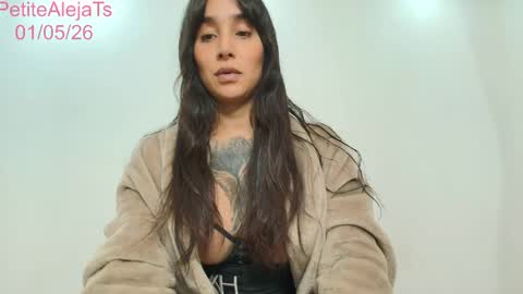 PetiteAlejaTs online show from May 3, 2:21 pm