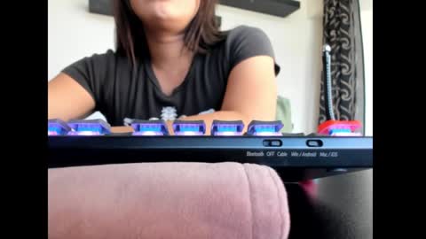 Jasmine Juice online show from February 3, 10:43 pm