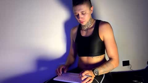 PHILLIP online show from December 18, 12:21 pm