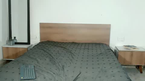 Pamela Ston online show from February 13, 10:00 pm