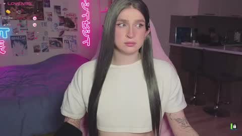 pinkvenom_ online show from April 17, 3:57 pm