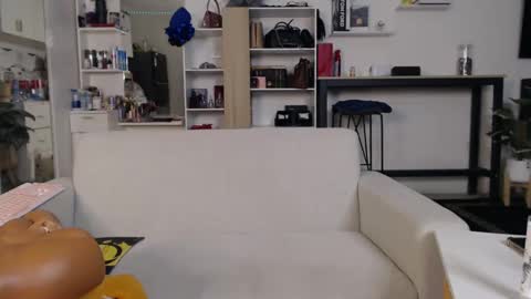 plasticgirll online show from January 11, 5:51 pm