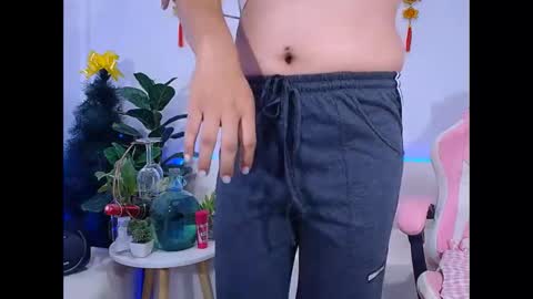 Ploysai online show from January 9, 10:42 am