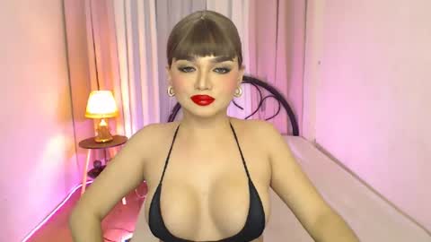 PrincessDONT FORGET TO FOLLOW ME online show from July 6, 5:59 pm