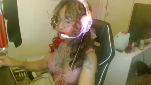 PrincessJ333 online show from December 4, 10:08 am