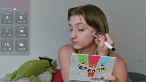 Oli online show from July 25, 9:24 pm