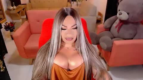   online show from February 8, 9:48 am