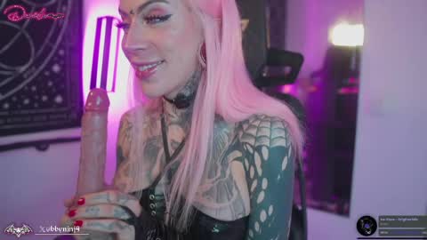 punkyfoxx online show from April 17, 11:35 am