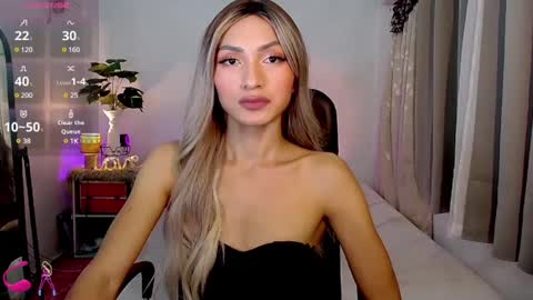 Tessa online show from January 19, 5:49 pm