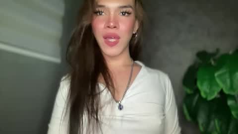 QUEEN online show from January 13, 8:06 pm