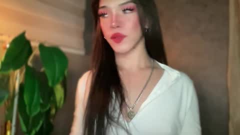 QUEEN online show from April 4, 2:09 am