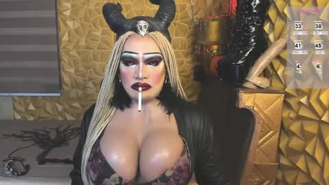 queenofpainsasha online show from February 14, 12:47 pm